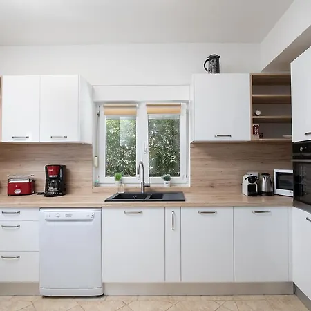 Papillon - Ausgestattete Ferienoase * Pula