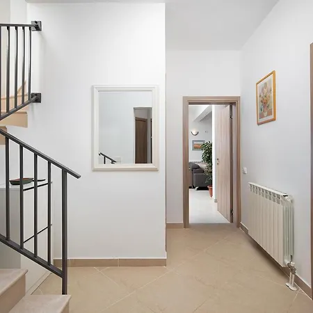 Papillon - Ausgestattete Ferienoase *