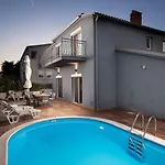 Vila Papillon - Ausgestattete Ferienoase *